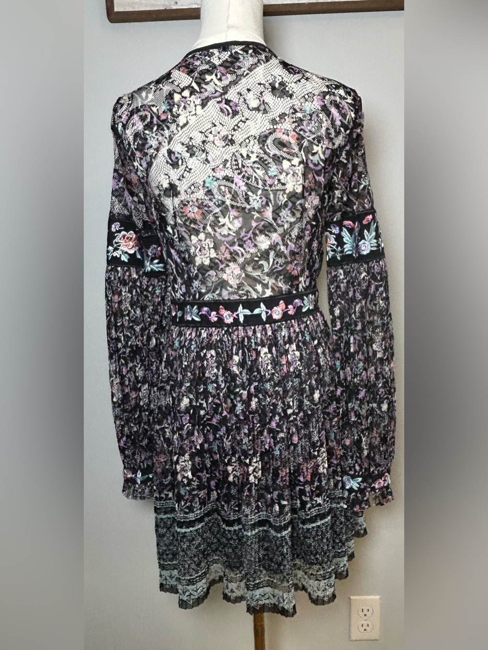 Free People cherry blossom Mini Dress size 6 Embroidered lace boho floral - Picture 8 of 16